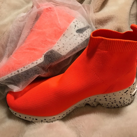 *SOLD* - Picture 2 of 4